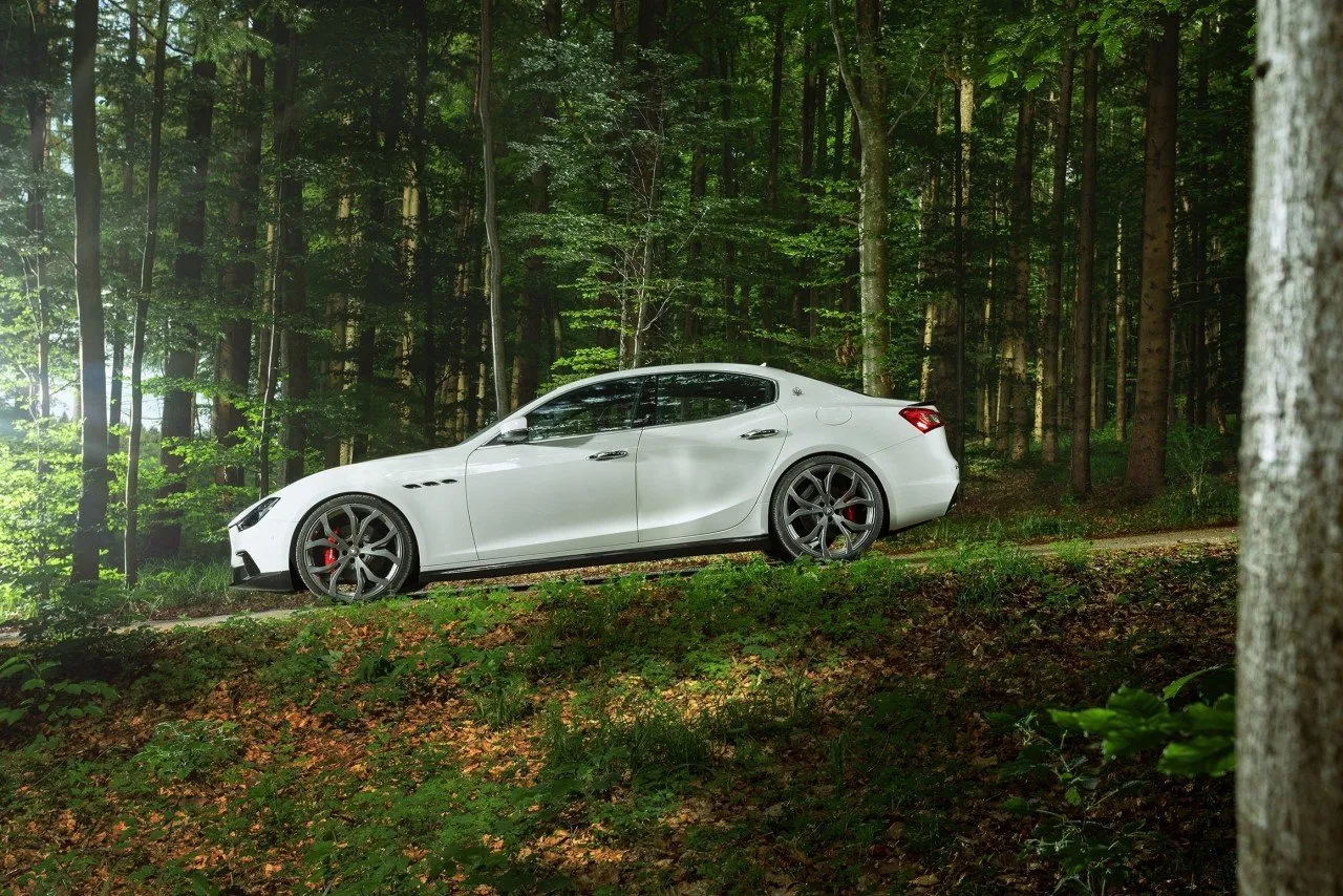 Check price and buy Novitec Carbon Fiber Body kit set for Maserati Ghibli