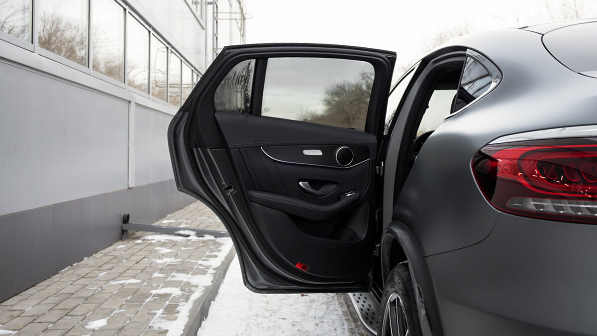 Check price and buy New Mercedes-Benz GLC Coupe 300 (C253) Restyling For Sale