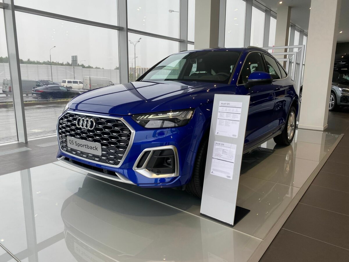 Check price and buy New Audi Q5 Sportback 45 TFSI (FY) For Sale