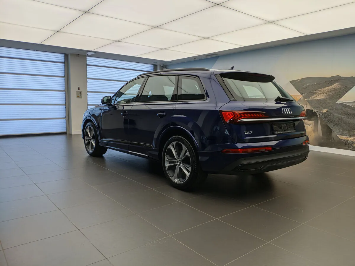 Check price and buy New Audi Q7 45 TDI (4M) Restyling For Sale