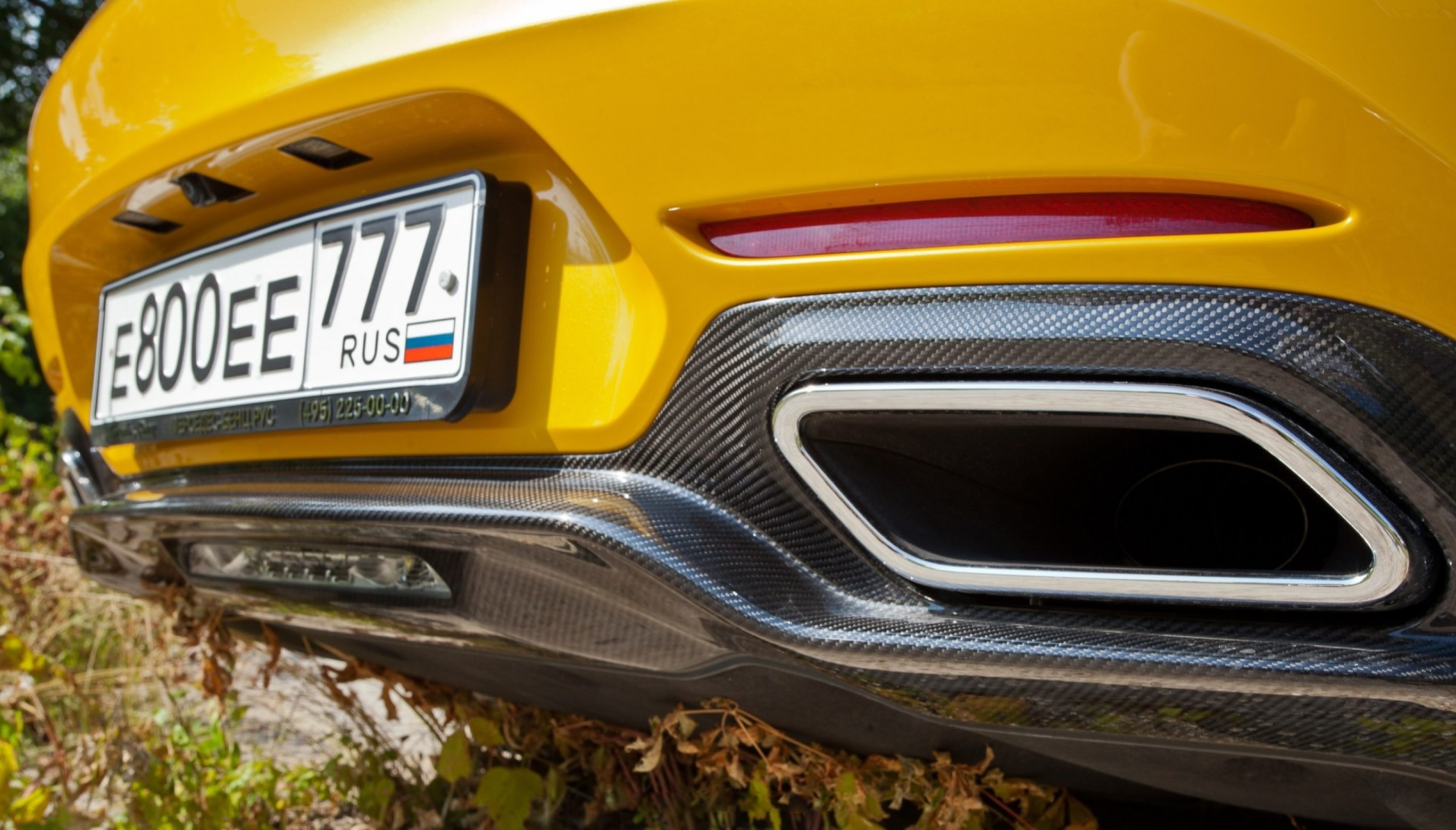 Rear bumper diffuser Carbon for Mercedes AMG GT Coupe