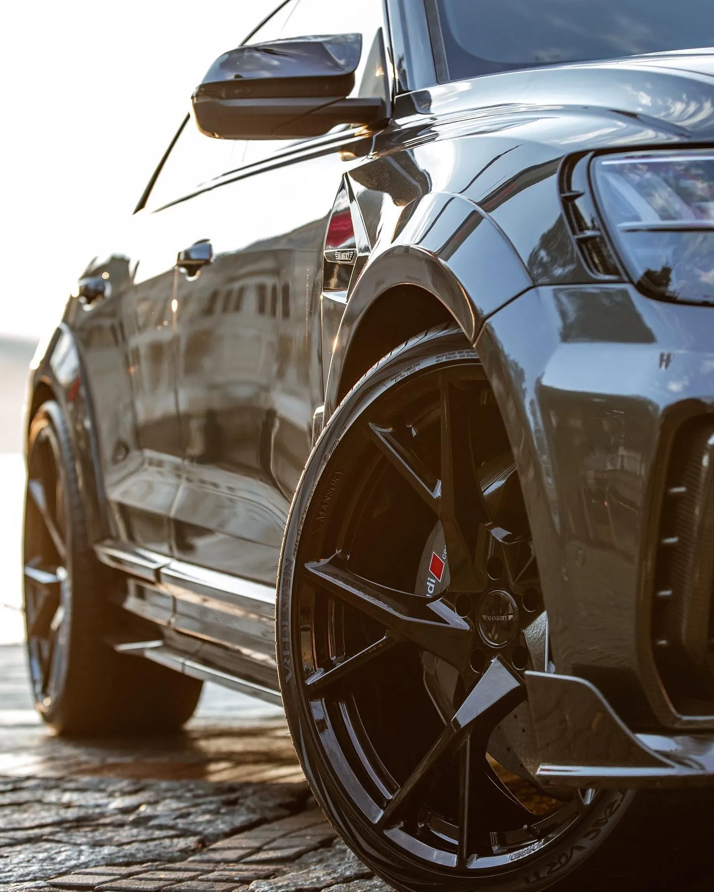 Check price and buy Mansory Carbon Fiber Body kit set for Audi RSQ8