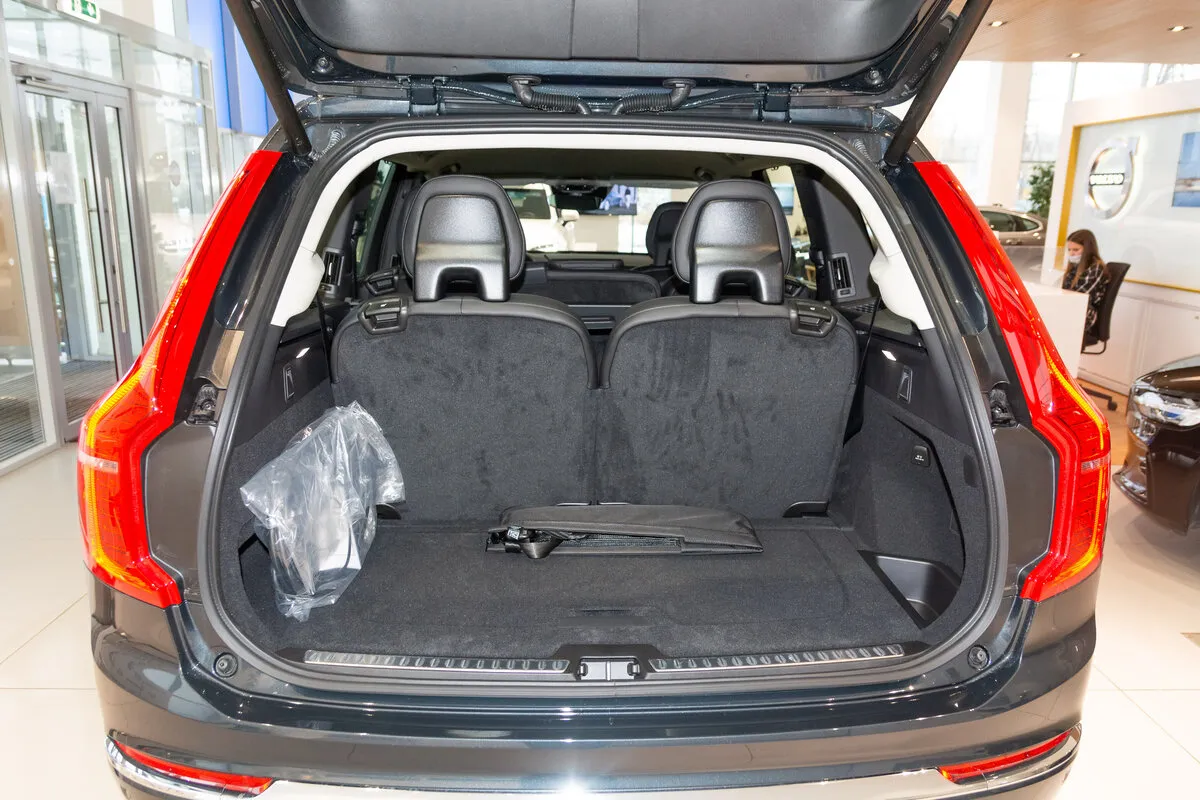 Check price and buy New Volvo XC90 Restyling For Sale