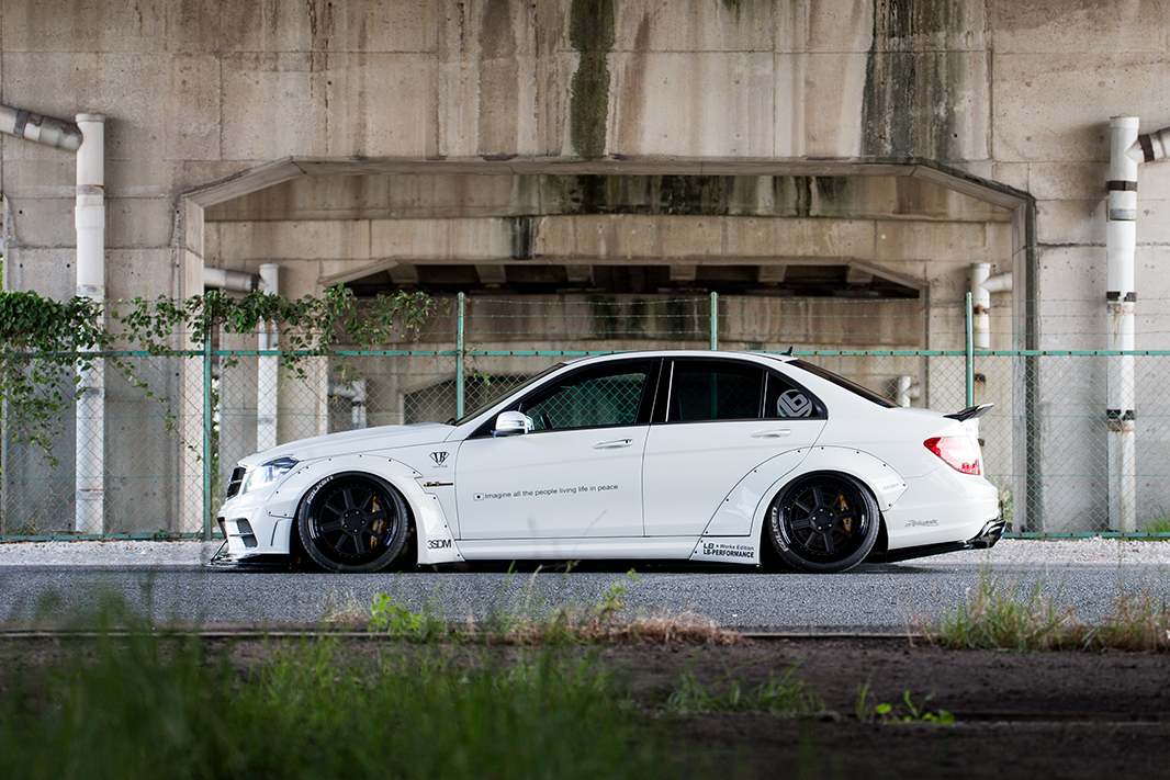 Check our price and buy Liberty Walk body kit for Mercedes Benz C-class W204!