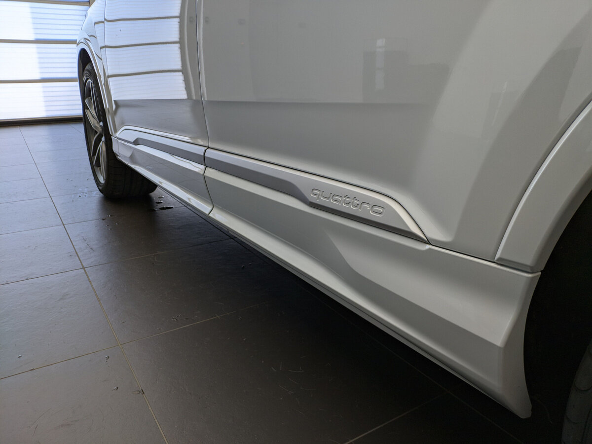 Check price and buy New Audi Q7 45 TDI (4M) Restyling For Sale