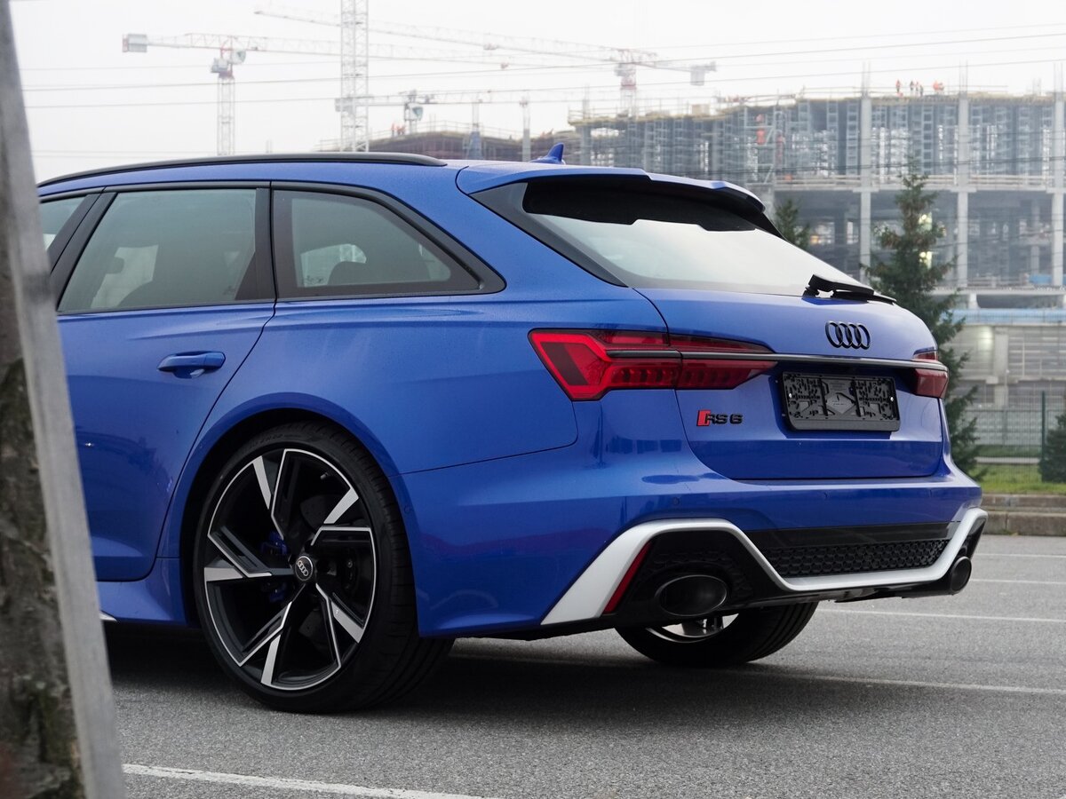 Buy New Audi RS 6 (C8)