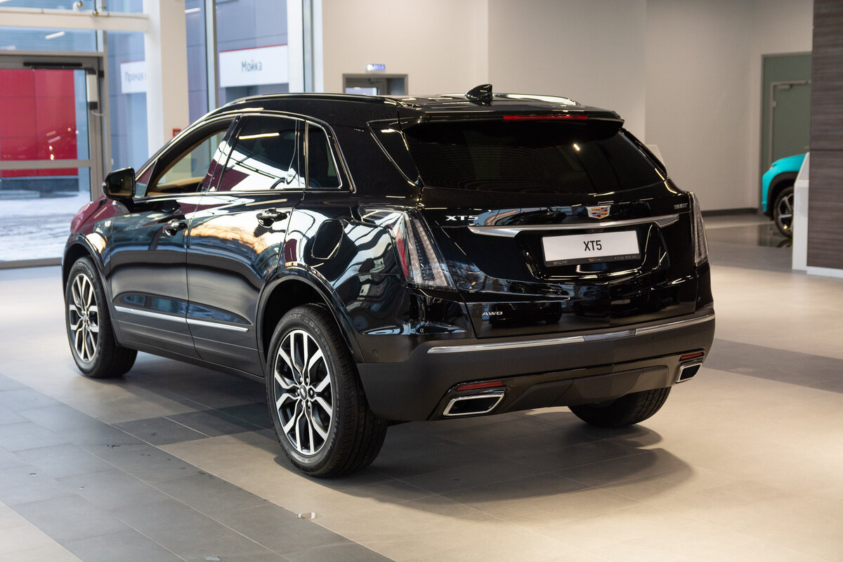 Check price and buy New Cadillac XT5 Restyling For Sale