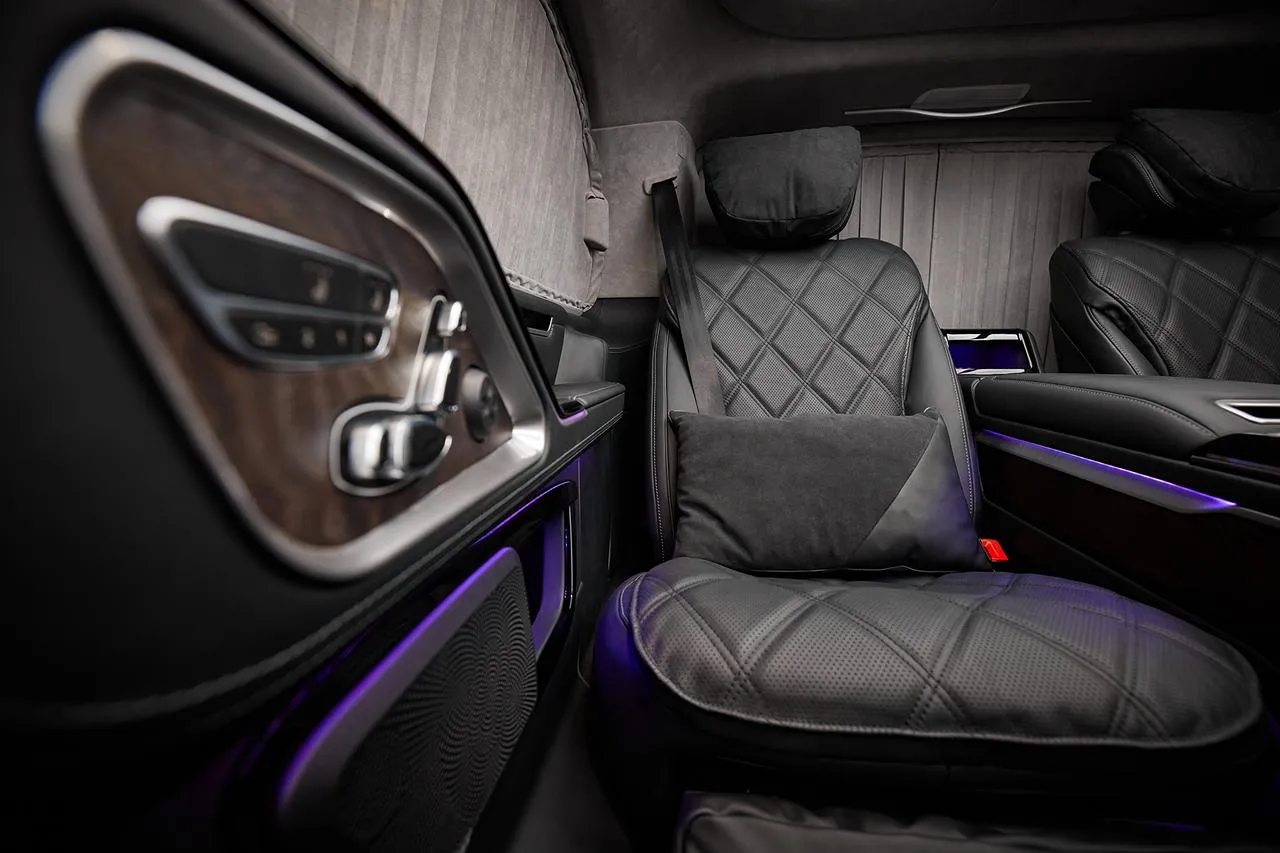Check price and buy Carat seats set for Mercedes-Benz V-class