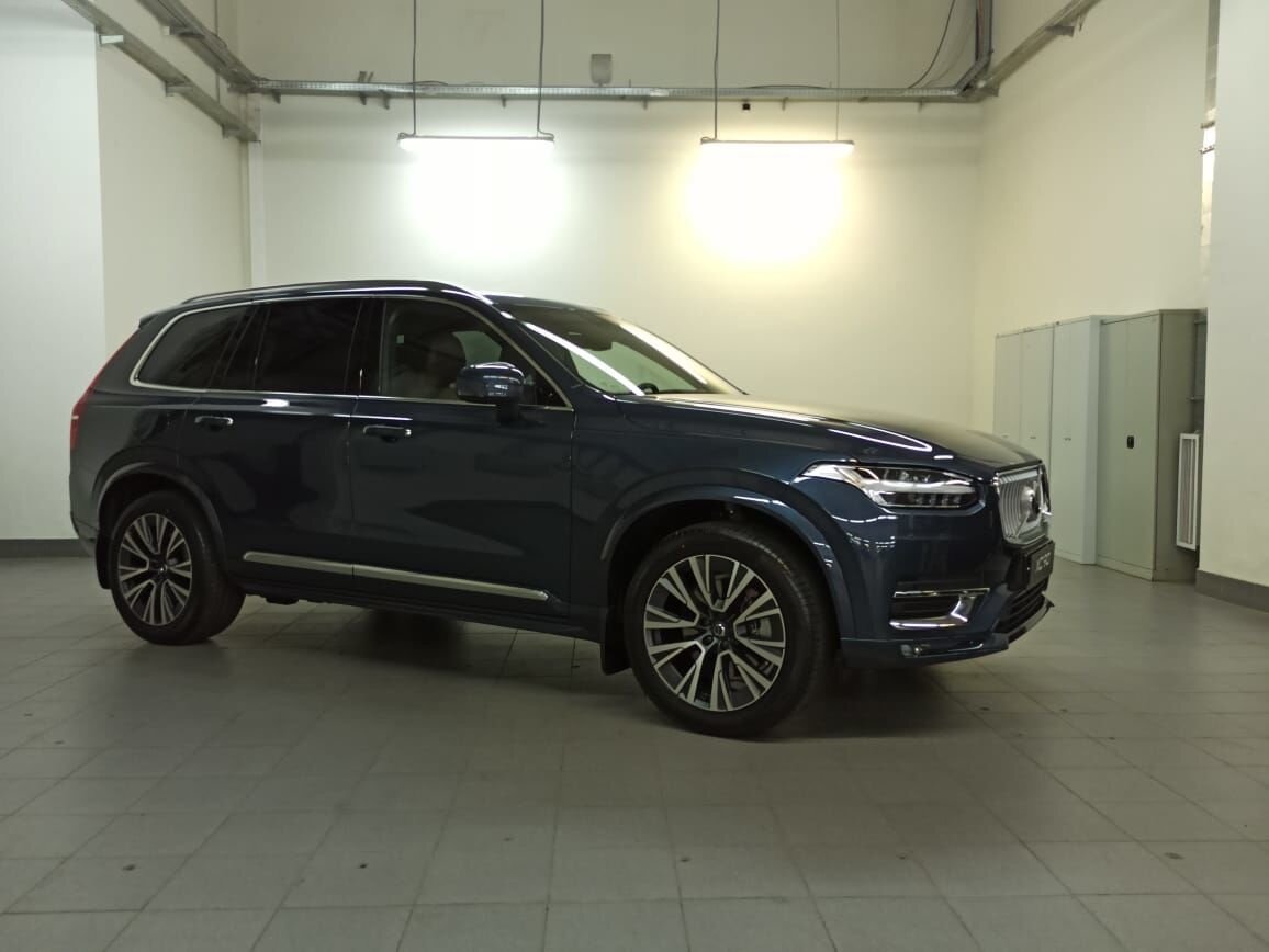 Check price and buy New Volvo XC90 Restyling For Sale