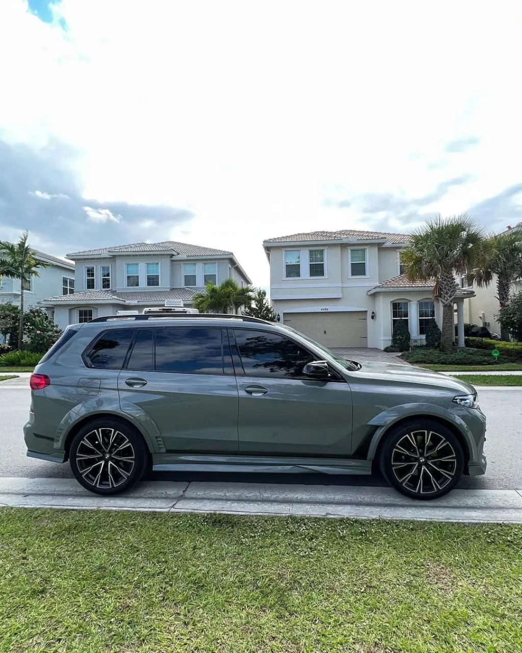 Check our price and buy Guru Tuning body kit set for BMW X7 G07