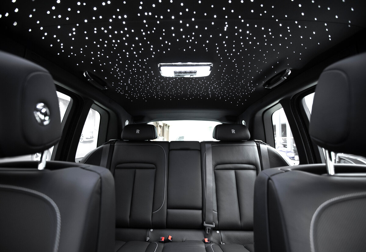 Check price and buy New Rolls-Royce Cullinan For Sale