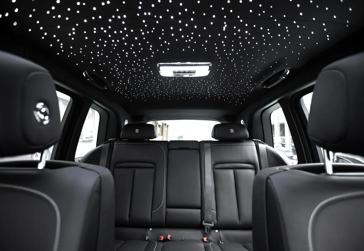 Check price and buy New Rolls-Royce Cullinan For Sale