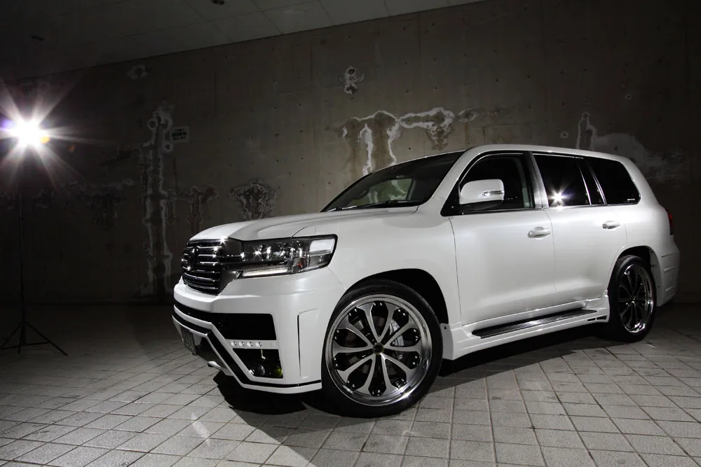 Check our price and buy M'z Speed body kit for Toyota Land Cruiser 200!