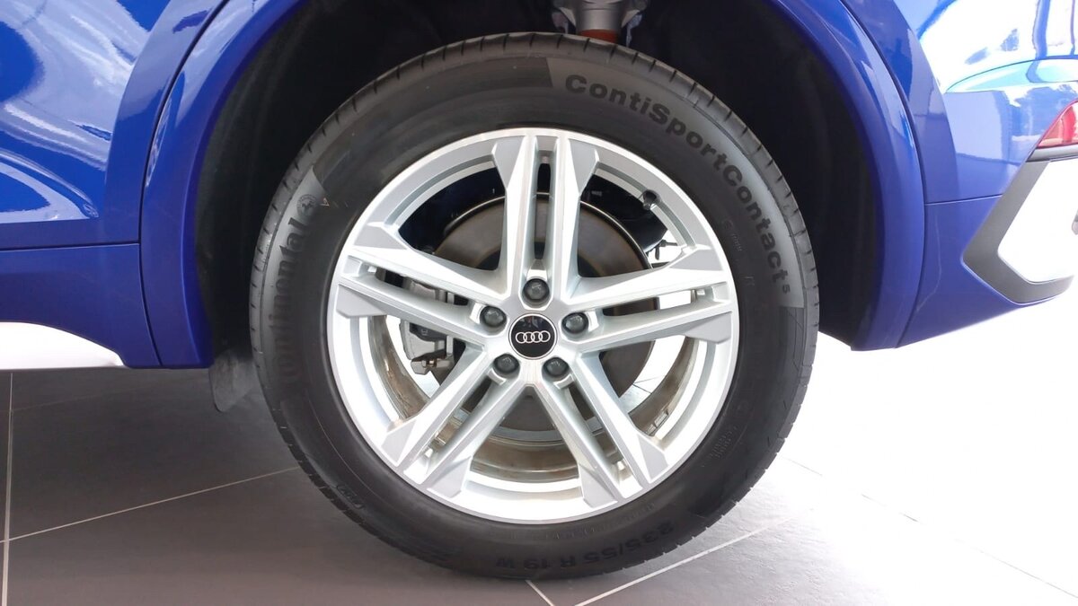 Check price and buy New Audi Q5 Sportback 45 TFSI (FY) For Sale