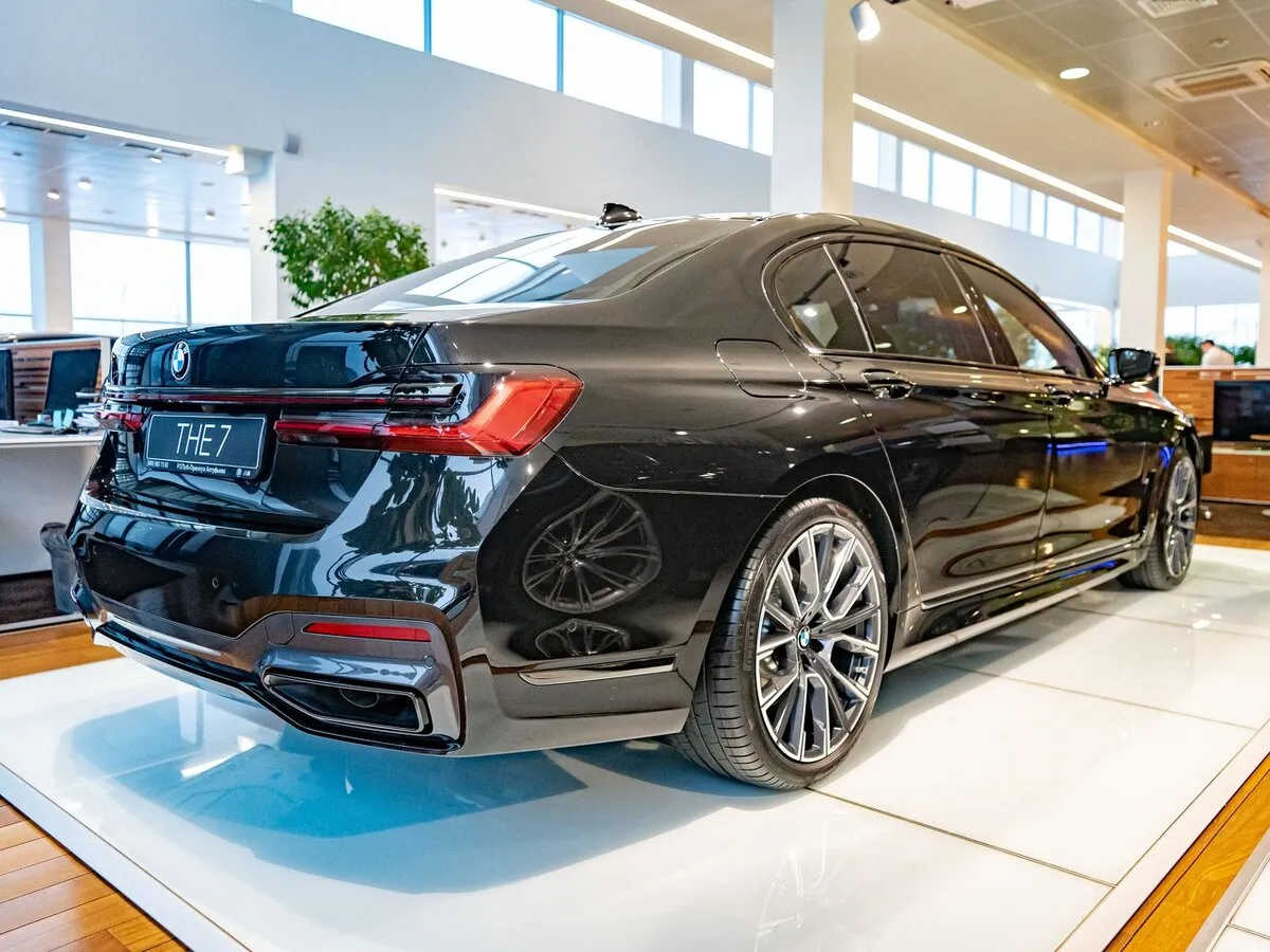 Check price and buy New BMW 7 series Long 740Ld xDrive (G11/G12) Restyling For Sale