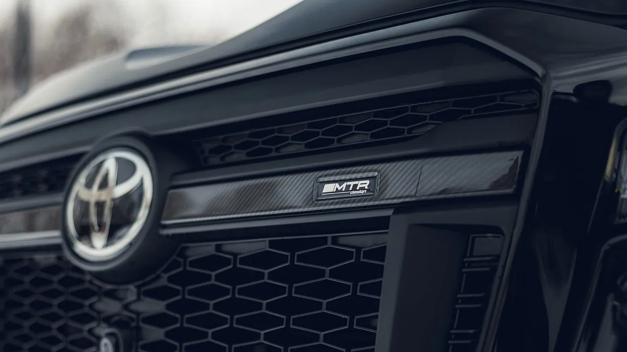 Radiator grille carbon inserts MTR Design for Toyota Land Cruiser 300