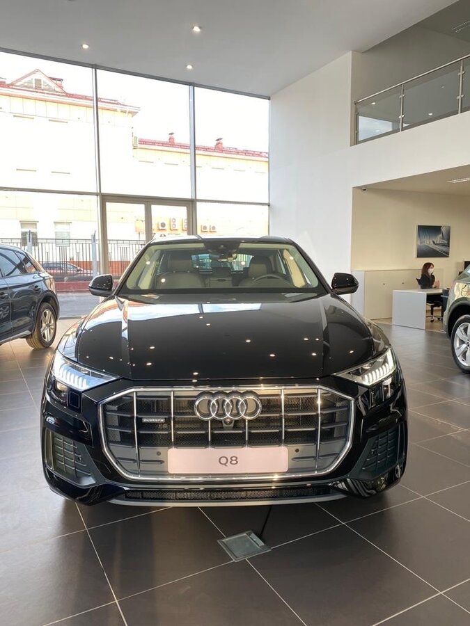 Buy New Audi Q8 45 TDI