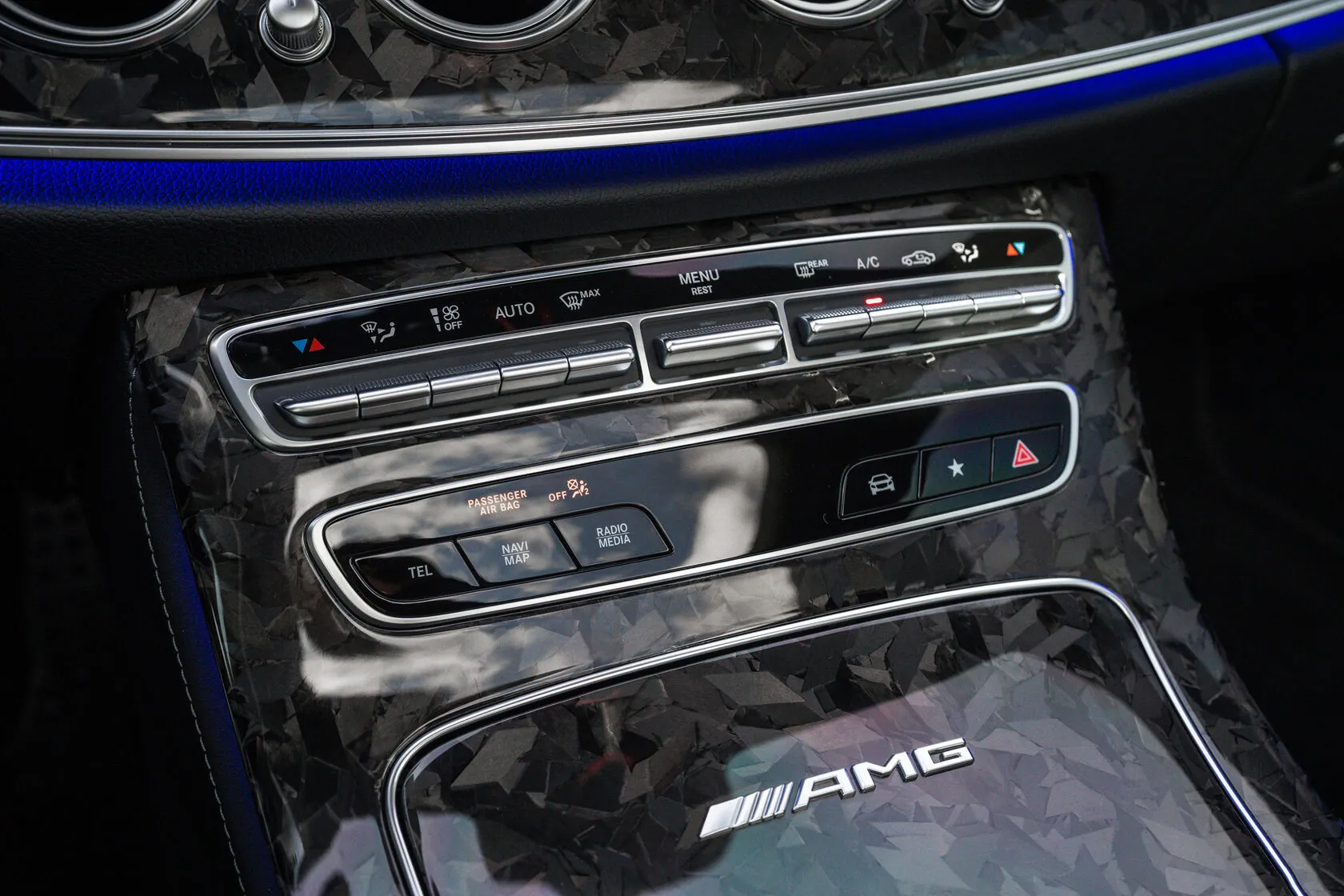 LHD Interior panels Forged Carbon for Mercedes E-class AMG W213 E63 AMG Restyling