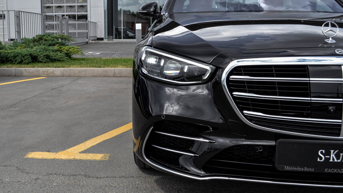 Check price and buy New Mercedes-Benz S-Class 350 d Long 4MATIC (W223) For Sale