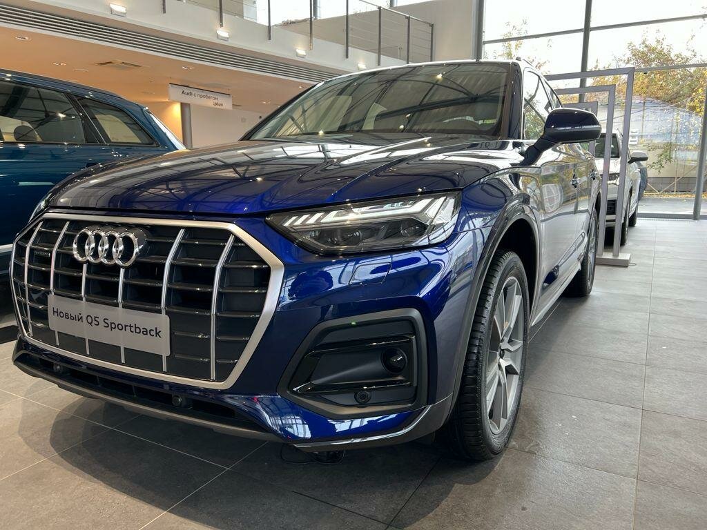 Check price and buy New Audi Q5 Sportback 45 TFSI (FY) For Sale