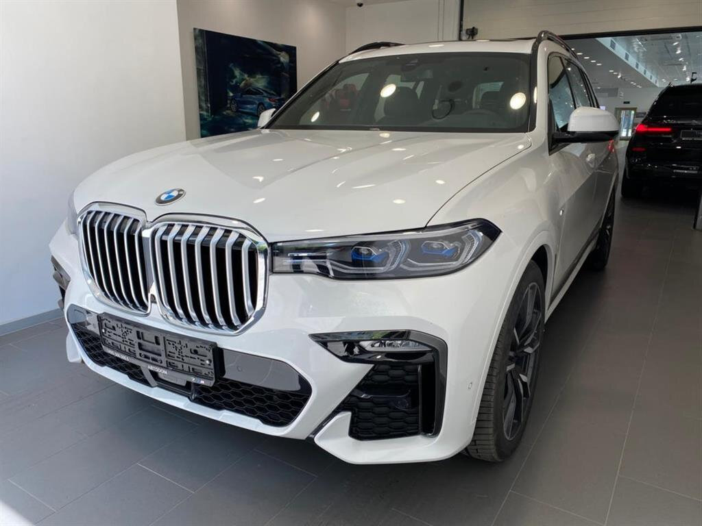 Buy New BMW X7 40d (G07)