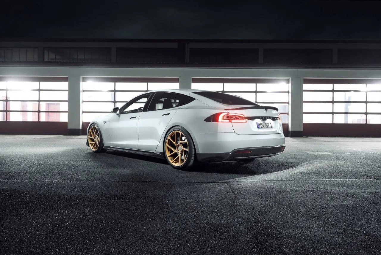 Check price and buy Novitec Carbon Fiber Body kit set for Tesla Model S