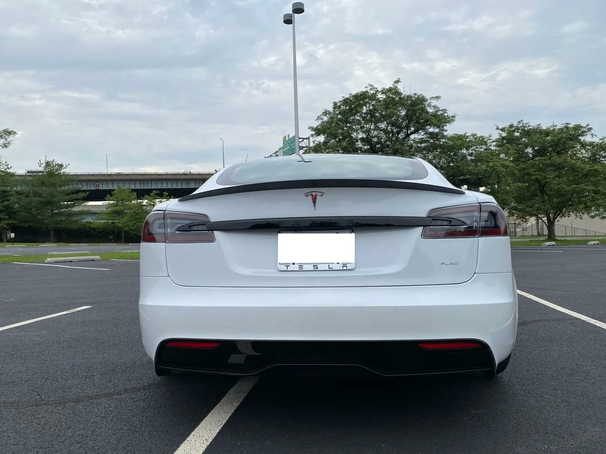 Buy New Tesla Model S Plaid Restyling 2