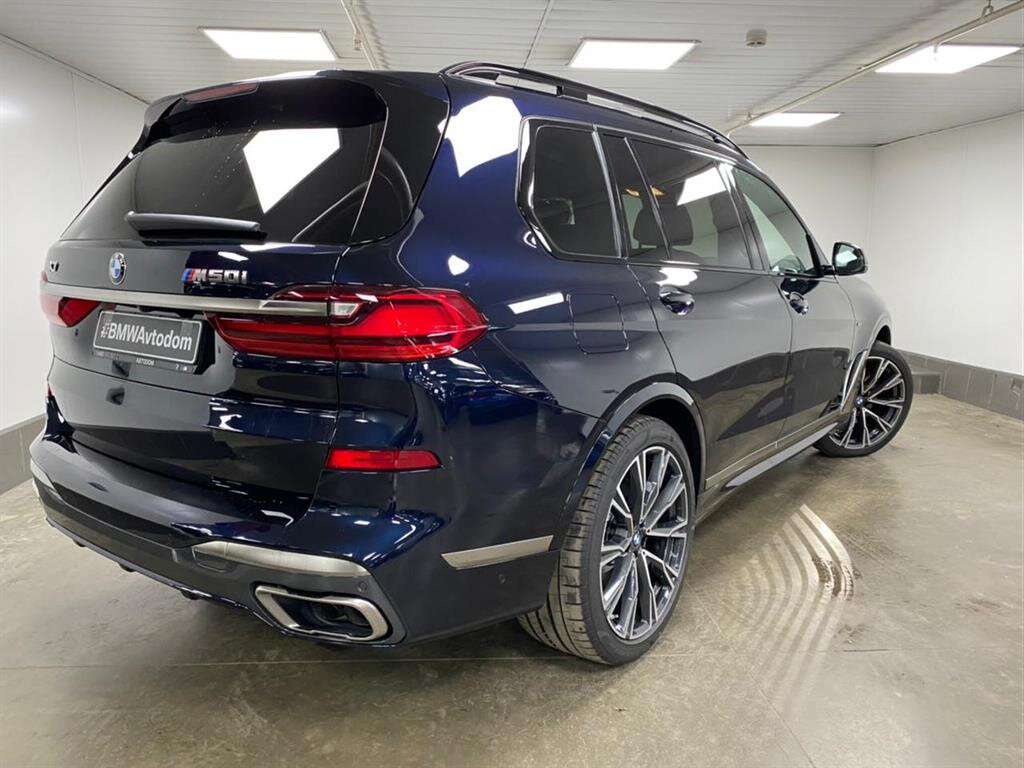 Check price and buy New BMW X7 M50i (G07) For Sale