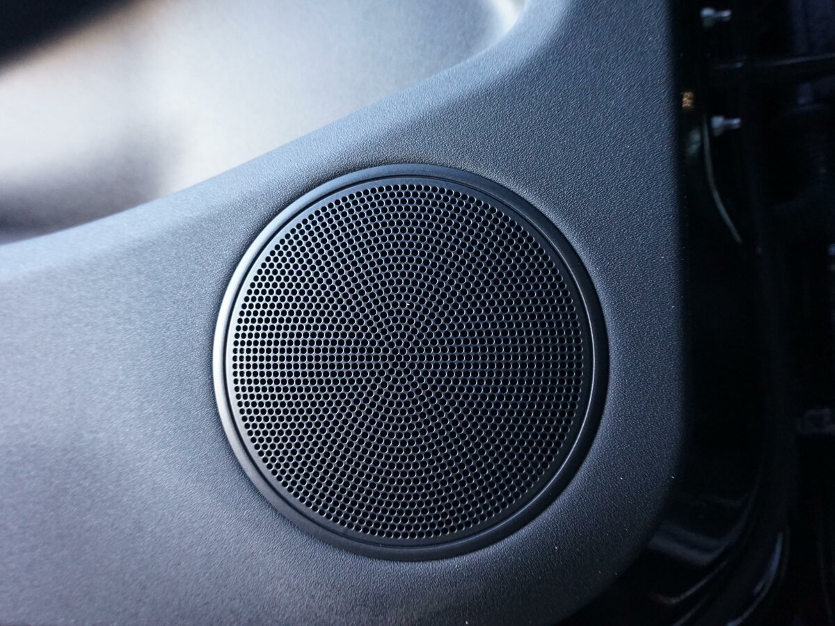 Check price and buy New Land Rover Range Rover Evoque For Sale