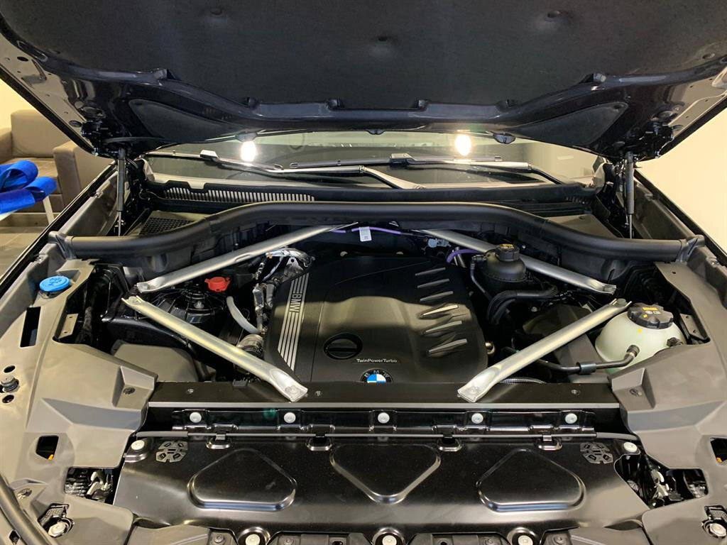 Check price and buy New BMW X5 40d (G05) For Sale