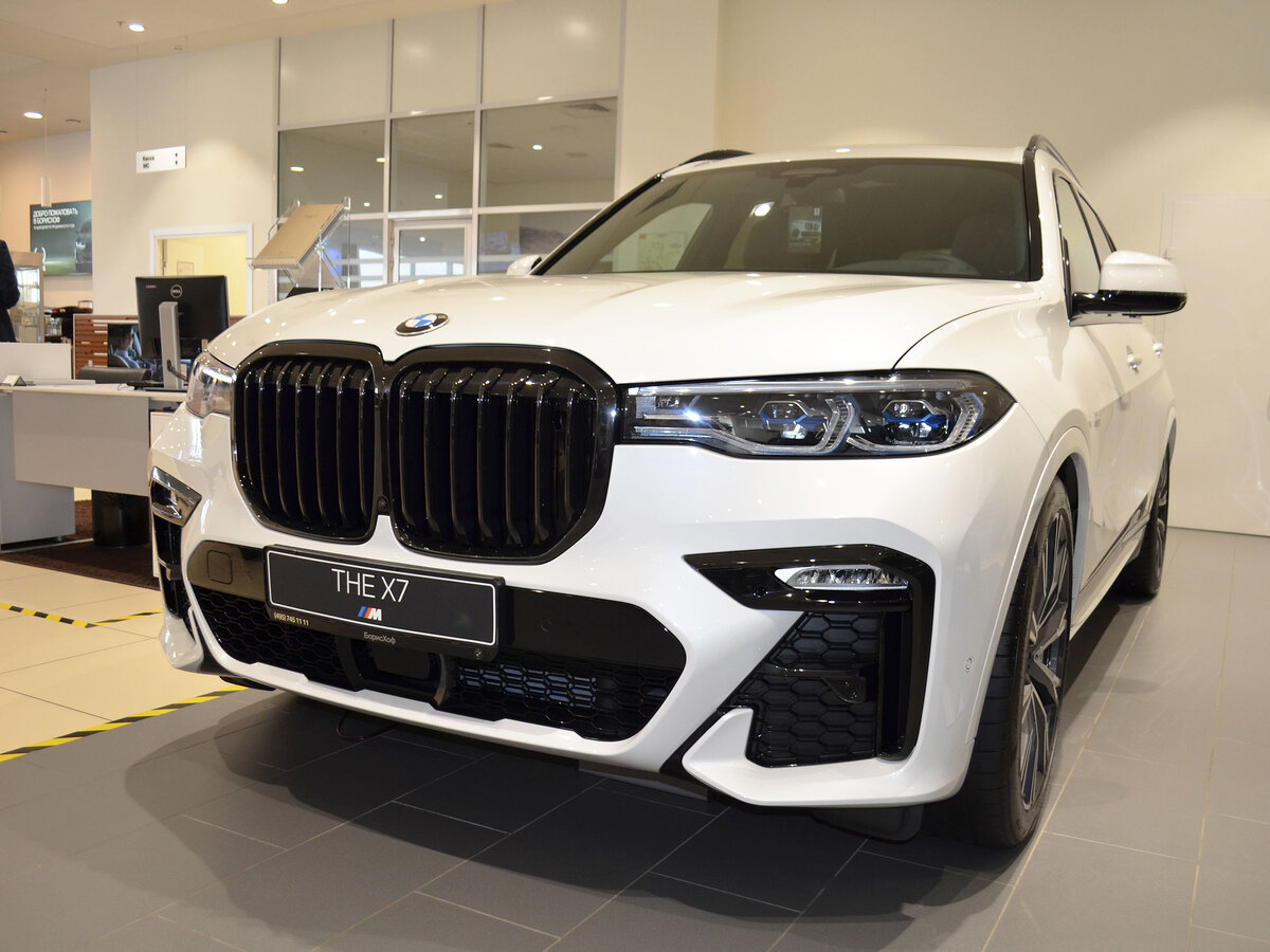 Check price and buy New BMW X7 M50d (G07) For Sale