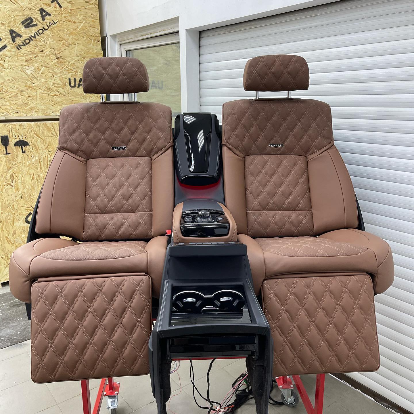 Check price and buy Carat seats set for Toyota Land Cruiser 200 Restyling 2