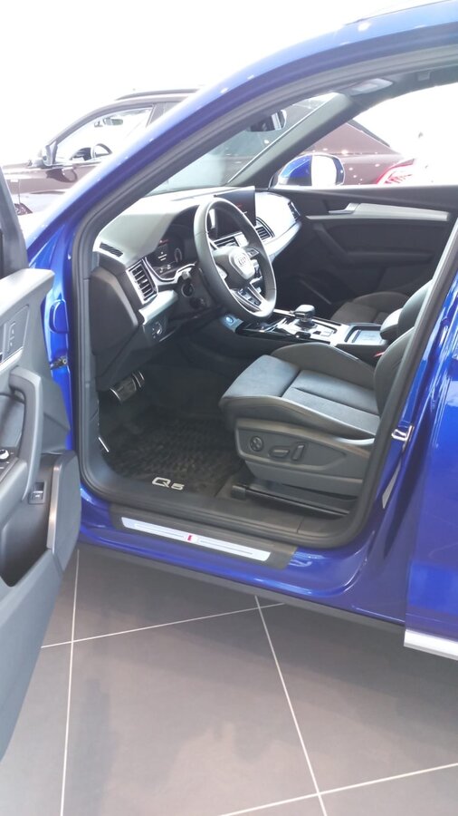 Check price and buy New Audi Q5 Sportback 45 TFSI (FY) For Sale