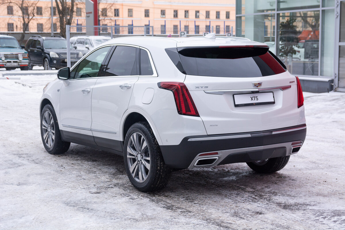 Check price and buy New Cadillac XT5 Restyling For Sale