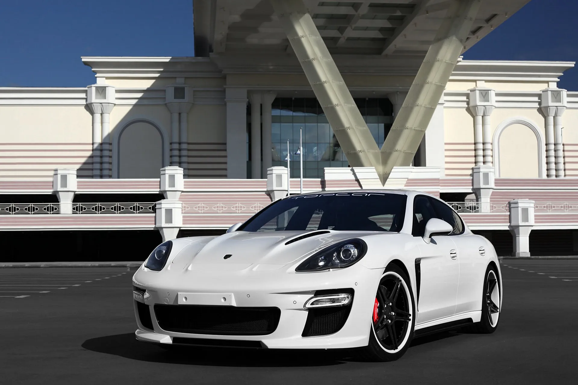 Check our price and buy Topcar Design body kit for Porsche Panamera GT
