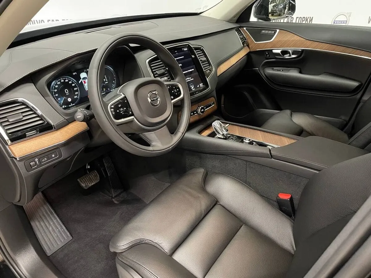 Check price and buy New Volvo XC90 Restyling For Sale