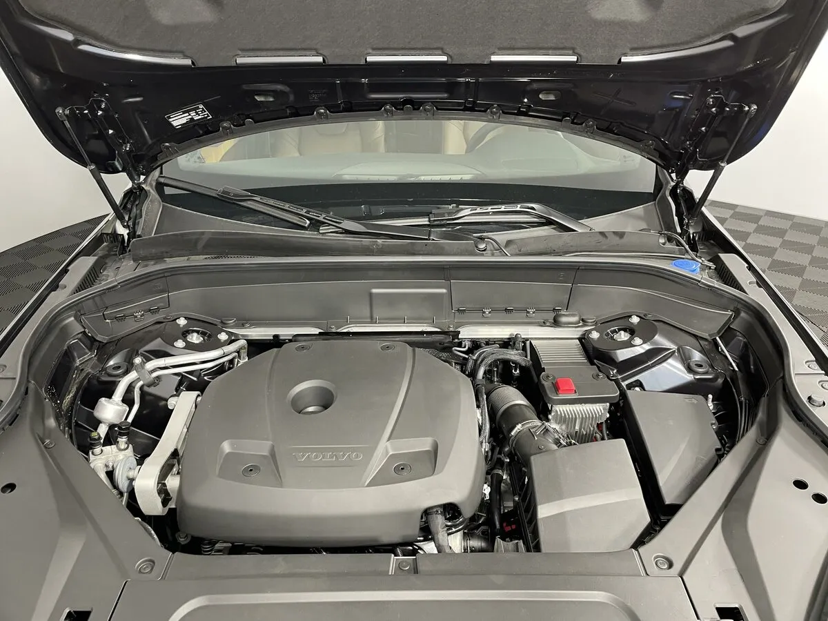 Check price and buy New Volvo XC90 Restyling For Sale