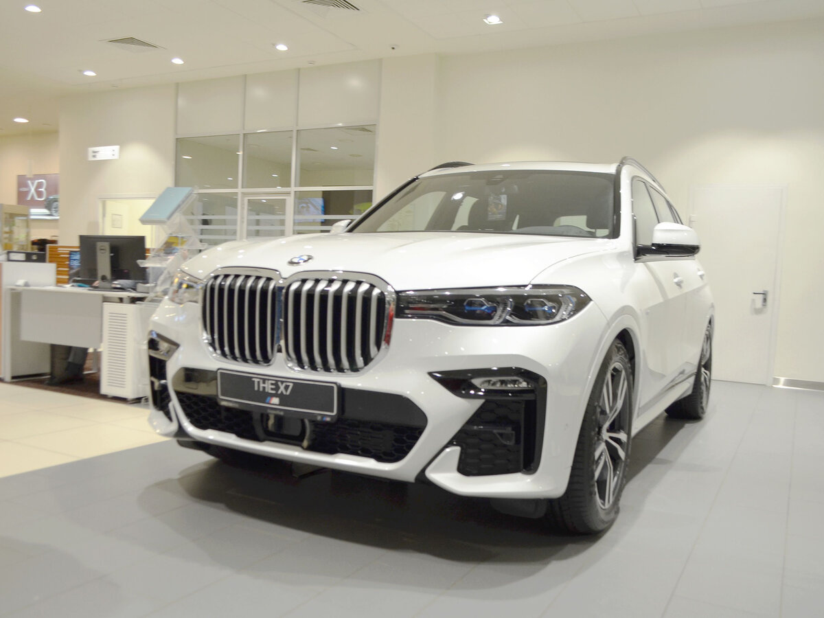 Check price and buy New BMW X7 30d (G07) For Sale