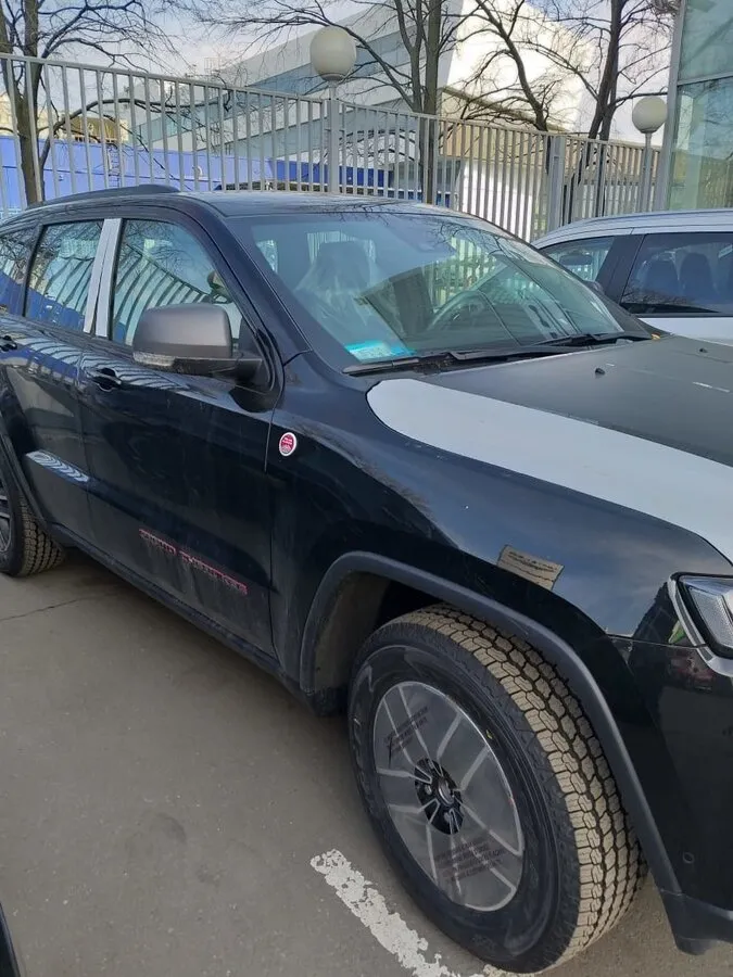 Check price and buy New Jeep Grand Cherokee (WK2) Restyling For Sale