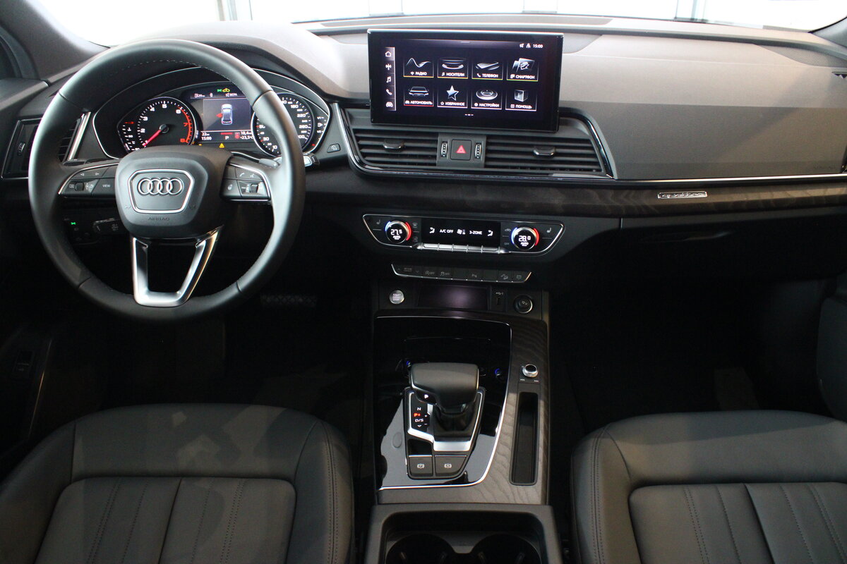 Check price and buy New Audi Q5 45 TFSI (FY) Restyling For Sale