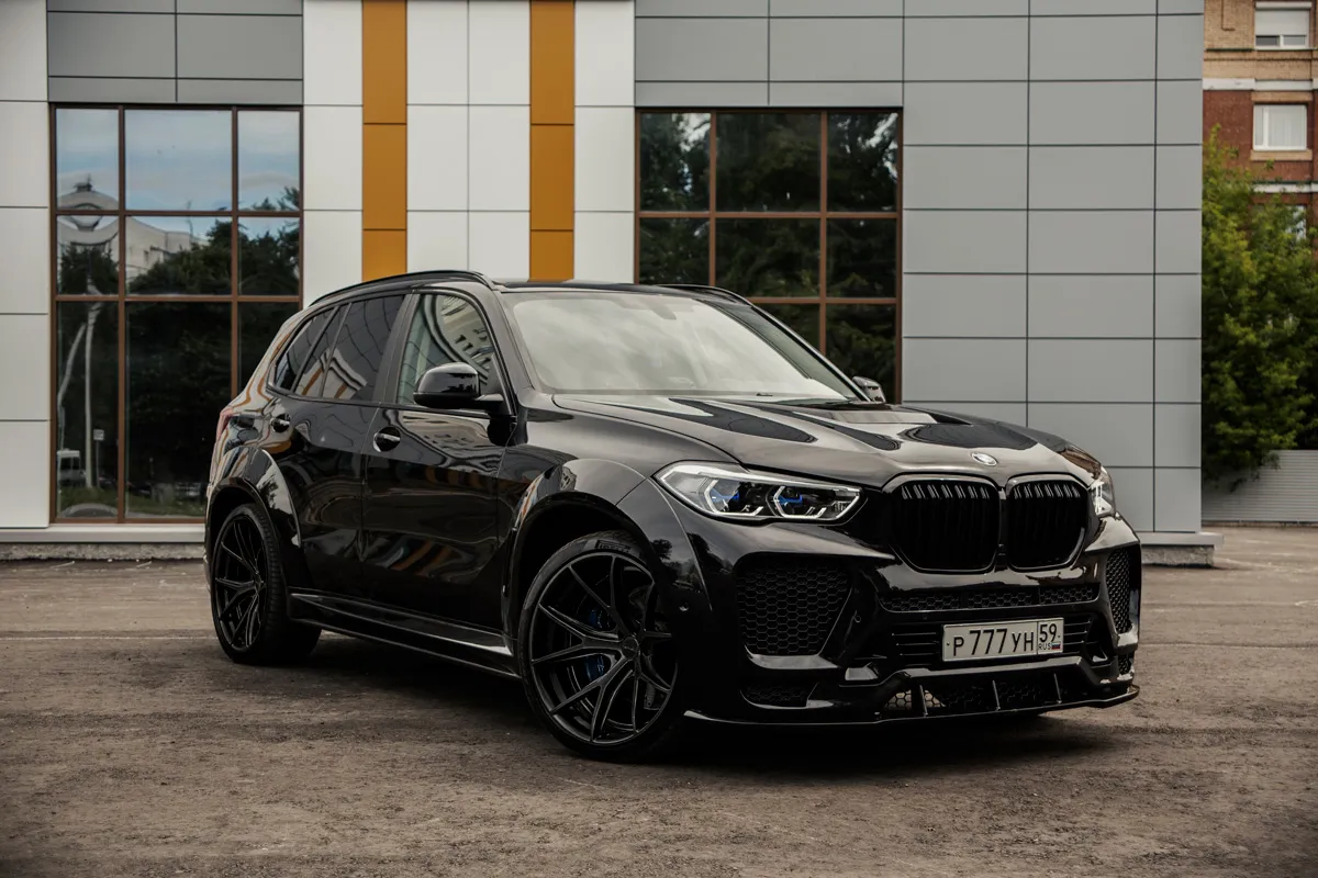 Check price and buy Renegade Design body kit for BMW X5 G05