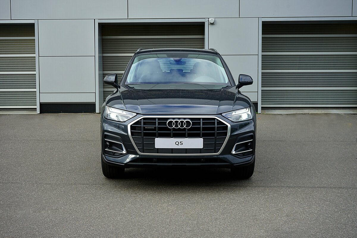 Check price and buy New Audi Q5 45 TFSI (FY) Restyling For Sale