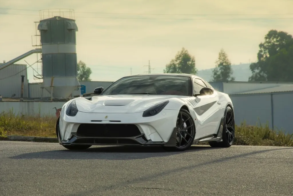 Check our price and buy Onyx body kit for Ferrari F12 berlinetta