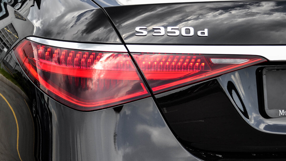 Check price and buy New Mercedes-Benz S-Class 350 d Long 4MATIC (W223) For Sale