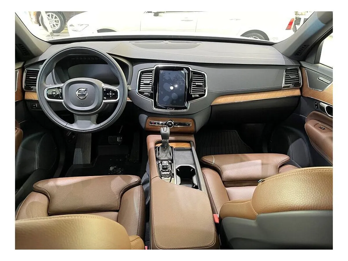 Check price and buy New Volvo XC90 Restyling For Sale