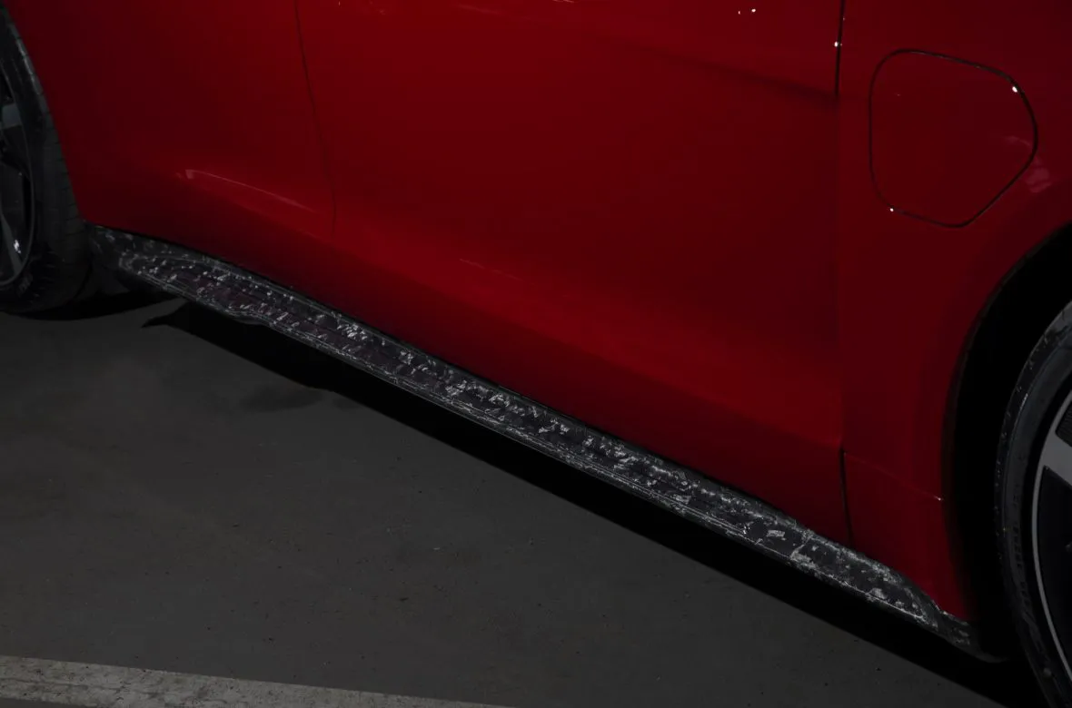 Side skirts BS Style Carbon for Porsche Taycan