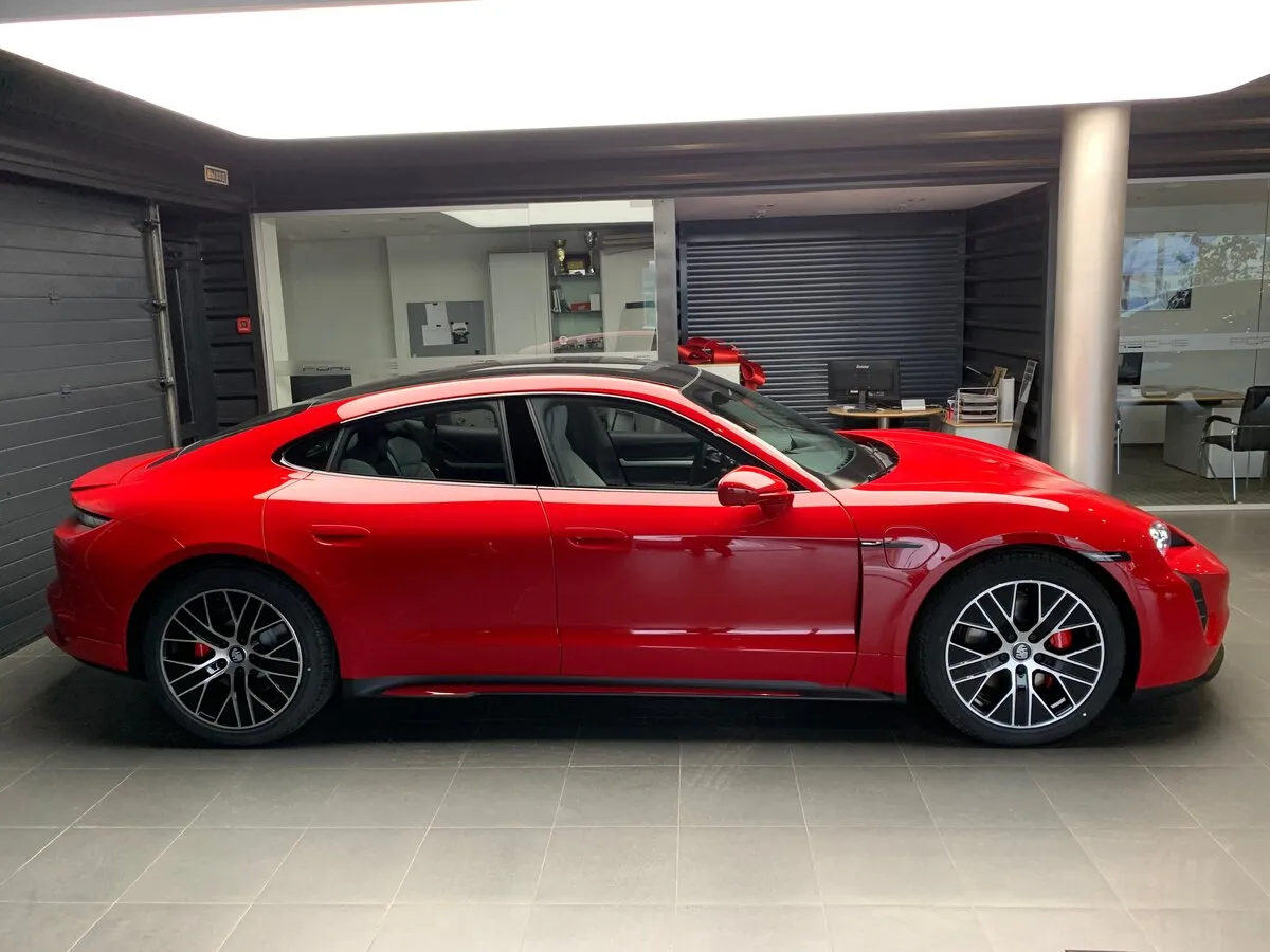 Check price and buy New Porsche Taycan 4S For Sale