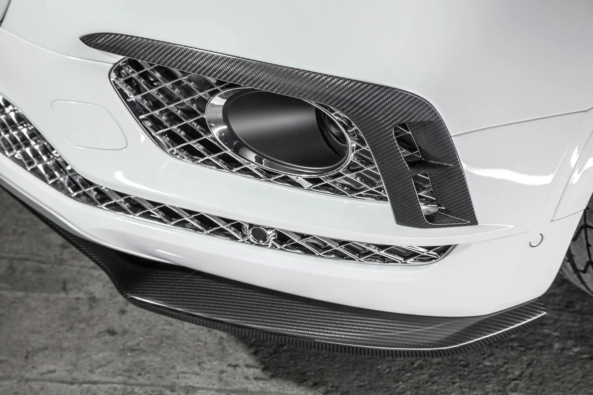 Check price and buy Carbon Fiber Body kit set for Bentley Bentayga