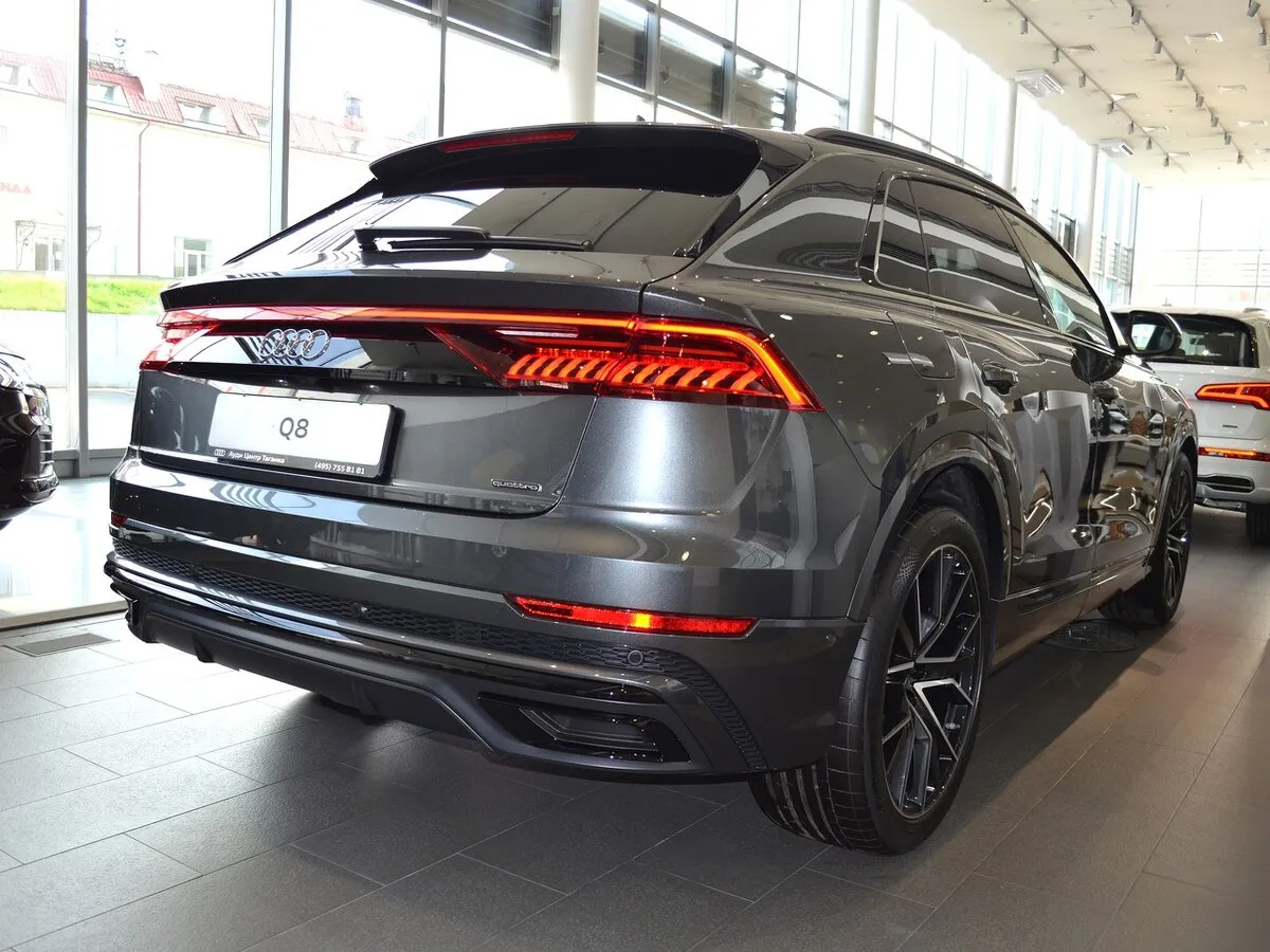 Buy New Audi Q8 45 TDI