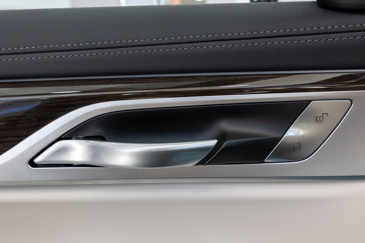 Check price and buy New BMW 7 series Long 740Ld xDrive (G11/G12) Restyling For Sale